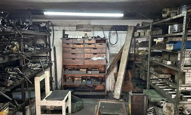 Depósito de 280 m2 cubiertos en Villa Ballester