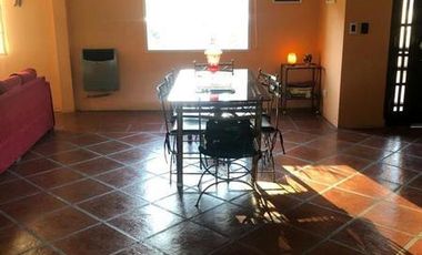 Casa en venta Parque De Las Naciones Guernica- 4 Dormitorios- excelente ubicacion!!!