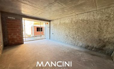 Departamento semipiso en venta de 3 ambientes con terraza privada y cochera - Villa Ballester