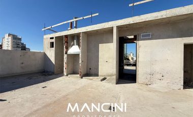 Departamento semipiso en venta de 3 ambientes con terraza privada y cochera - Villa Ballester