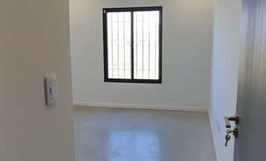 Casa a estrenar, Pueblo Esther