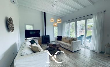 Casa en venta en Costa Esmeralda fondo libre
