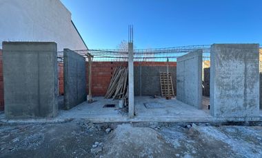 Venta de duplex en pozo en Plottier