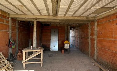 Venta de duplex en pozo en Plottier