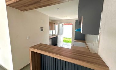 Casa en venta con jardín, alberca  en Fracc. privado en Yautepec,Morelos