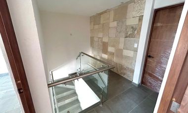 Casa en venta con jardín, alberca  en Fracc. privado en Yautepec,Morelos
