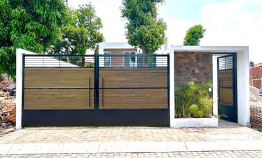 Casa en venta con jardín, alberca  en Fracc. privado en Yautepec,Morelos