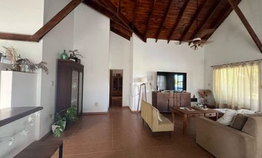 Casa en Venta Barrio Los Bretes Colón