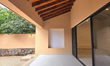 CASA AMATLAN EN VENTA, EN TEPOZTLAN PUEBLO MAGICO cerca de Amatlan  con jacuzzi