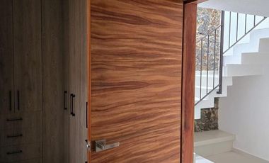 CASA AMATLAN EN VENTA, EN TEPOZTLAN PUEBLO MAGICO cerca de Amatlan  con jacuzzi