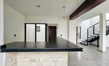 Casa con alberca, 3 recamaras en venta en Yautepec en el barrio de Ixtlahuacán