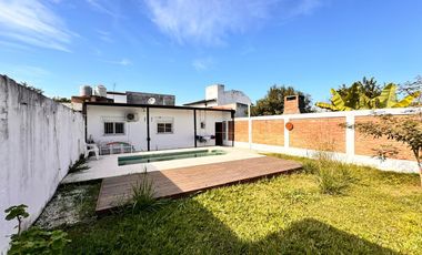 Importante casa de 4 dormitorios con pileta en VENTA en Lomas de Tafí, sector 16