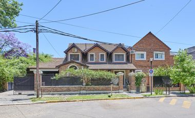 Casa en el Barrio Camino Real