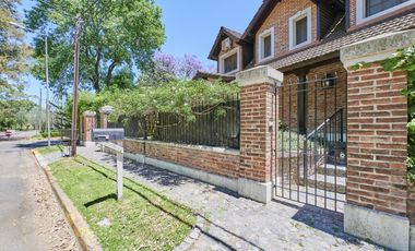 Casa en el Barrio Camino Real