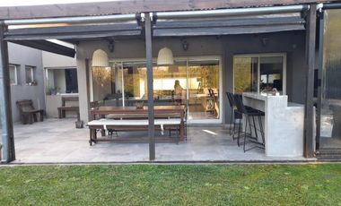 Venta Casa 4 Ambientes en San Francisco Villanueva Tigre