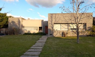 Venta Casa 4 Ambientes en San Francisco Villanueva Tigre