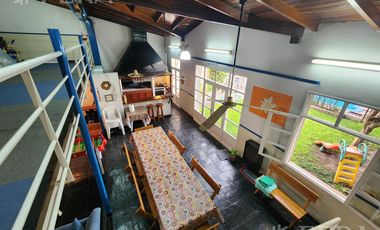 Venta casa de 3 ambientes con cochera y piscina en Quilmes
