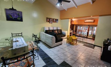 Venta casa de 3 ambientes con cochera y piscina en Quilmes