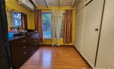 Venta casa de 3 ambientes con cochera y piscina en Quilmes