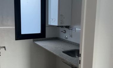 Hermoso Departamento 3 ambientes con cochera y baulera a estrenar - Apto crédito- Lomas de Zamora Este