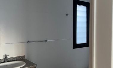 Hermoso Departamento 3 ambientes con cochera y baulera a estrenar - Apto crédito- Lomas de Zamora Este