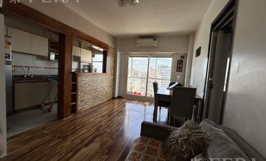 Venta departamento 3 ambientes con balcón en Avellaneda