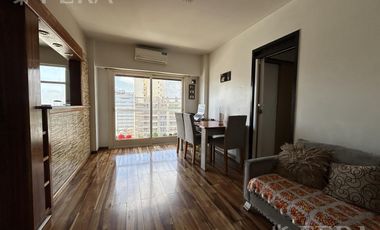 Venta departamento 3 ambientes con balcón en Avellaneda