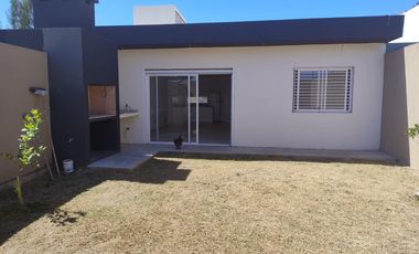 Casa en Matheu