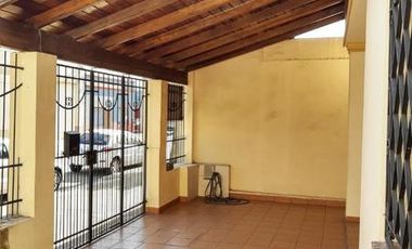 Venta Casa 3 Amb Ramos Mejia 8,66x24 U1a2