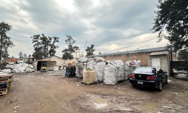 Deposito en Venta con  1068 mts cubiertos sobre lote de 2800 mts