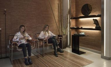 Vicente Lopez, excelente edificio institucional s/Av Libertador, ideal usos medicos, venta