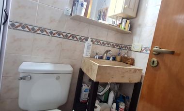Increíble Dúplex en Complejo Cerrado: 4 ambientes, Patio y Cochera - en Venta.