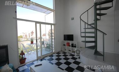 2 AMB EN DUPLEX OLIVOS.