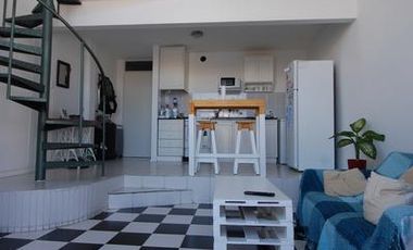 2 AMB EN DUPLEX OLIVOS.