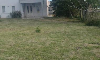Quinta en venta - 3 Dormitorios 1 Baño - 22mts2 - Pehuajó