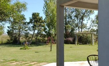 Quinta en venta - 3 Dormitorios 1 Baño - 22mts2 - Pehuajó