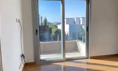 Casa 5amb con piscina - Barrio Privado Los Troncos