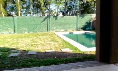 Casa 5amb con piscina - Barrio Privado Los Troncos