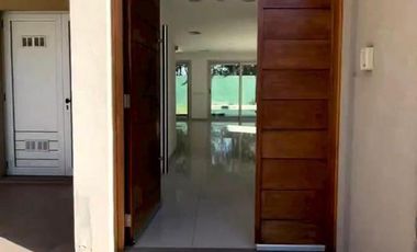 Casa 5amb con piscina - Barrio Privado Los Troncos