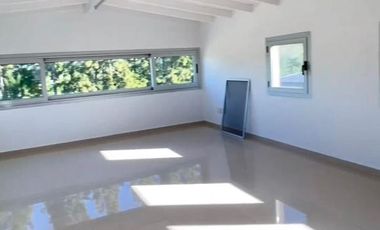 Casa 5amb con piscina - Barrio Privado Los Troncos
