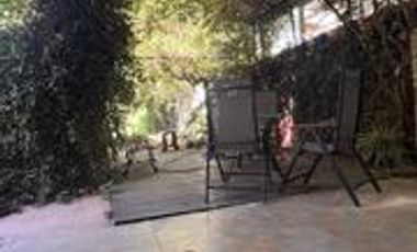 VENTA de DOS CASAS con amplio Jardín - Neuquén Capital