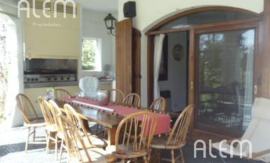 Casa de 3 dormitorios en venta en El Ombu