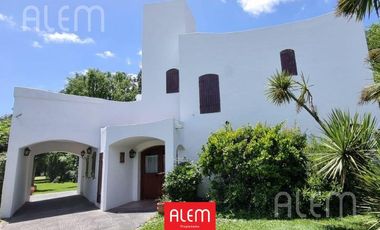 Casa de 3 dormitorios en venta en El Ombu