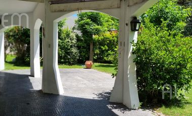 Casa de 3 dormitorios en venta en El Ombu