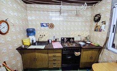 Casa en venta - 3 Dormitorios 4 Baños Local - 433Mts2 - Ensenada
