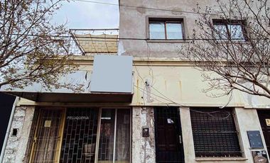 Casa en venta - 3 Dormitorios 4 Baños Local - 433Mts2 - Ensenada