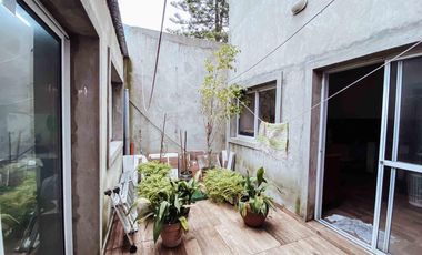 Casa en venta - 3 Dormitorios 4 Baños Local - 433Mts2 - Ensenada