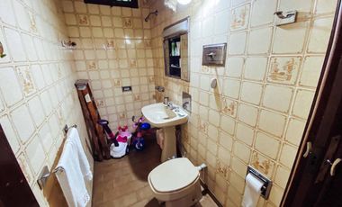 Casa en venta - 3 Dormitorios 4 Baños Local - 433Mts2 - Ensenada