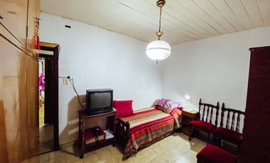 Casa en venta - 3 Dormitorios 4 Baños Local - 433Mts2 - Ensenada