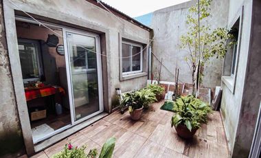 Casa en venta - 3 Dormitorios 4 Baños Local - 433Mts2 - Ensenada